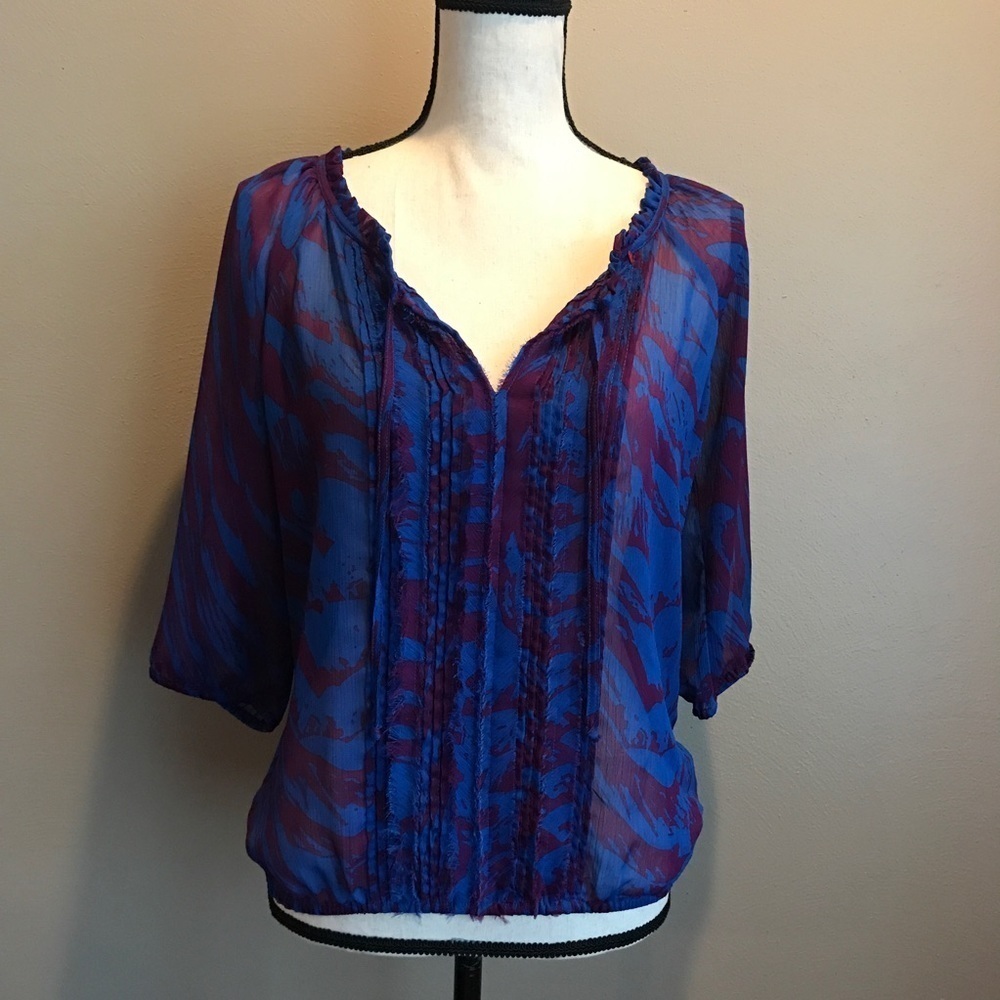 [Express] Light Sheer Blouse